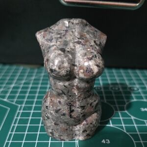 UV reactive Yooperlite Goddess Lady Body